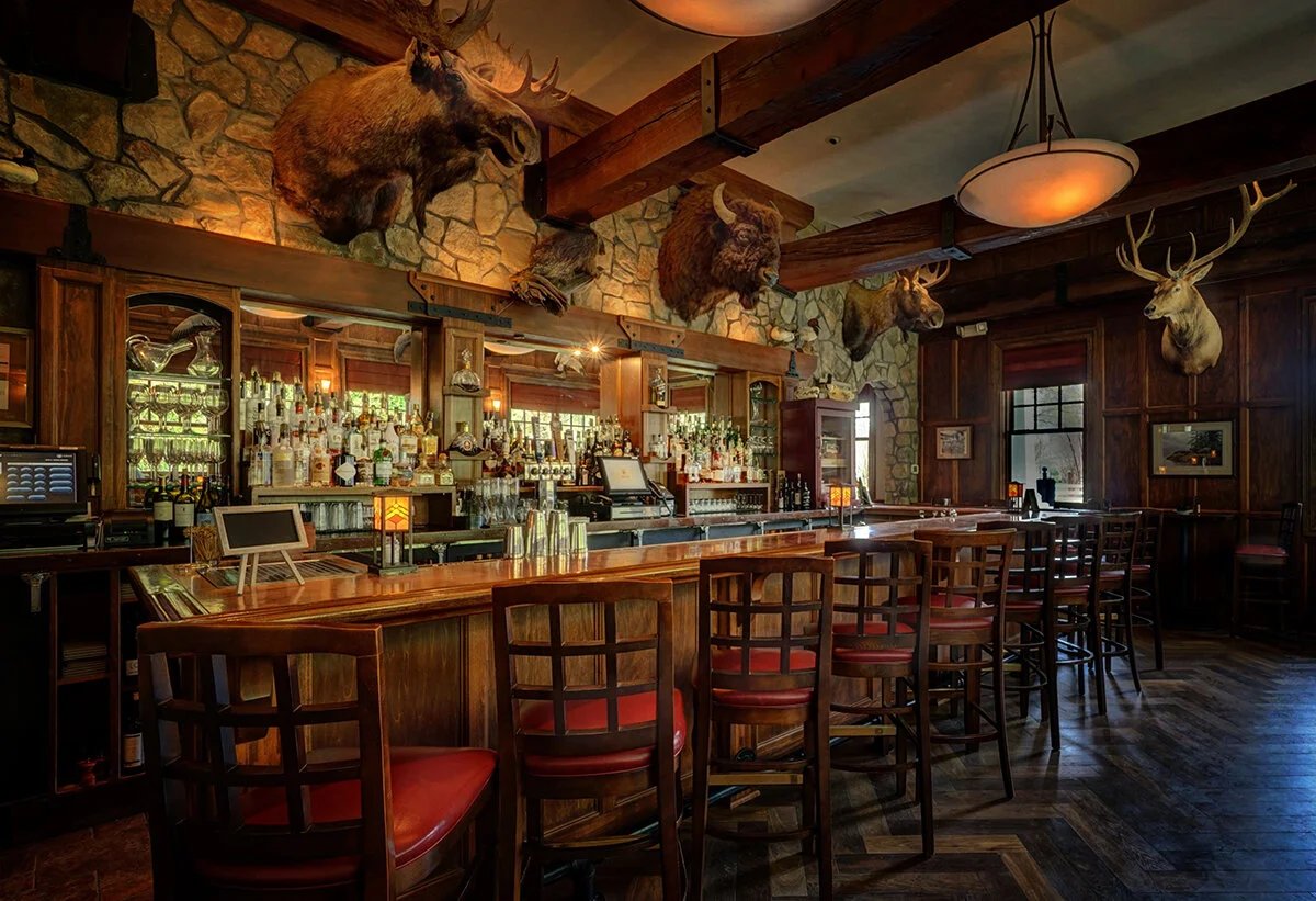 Vintage Tavern restaurant in Suffolk, United States