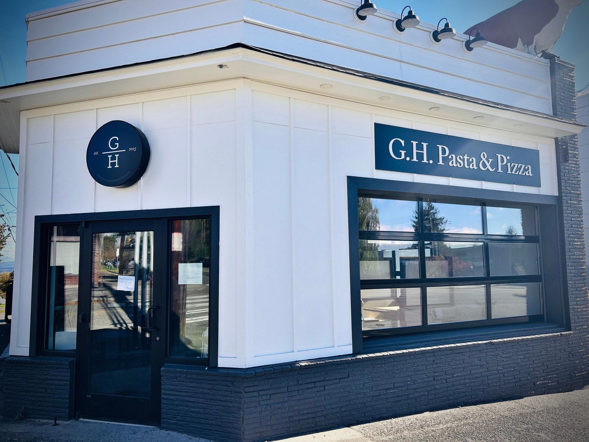 GH Pasta & Pizza restaurant in Seattle, United States