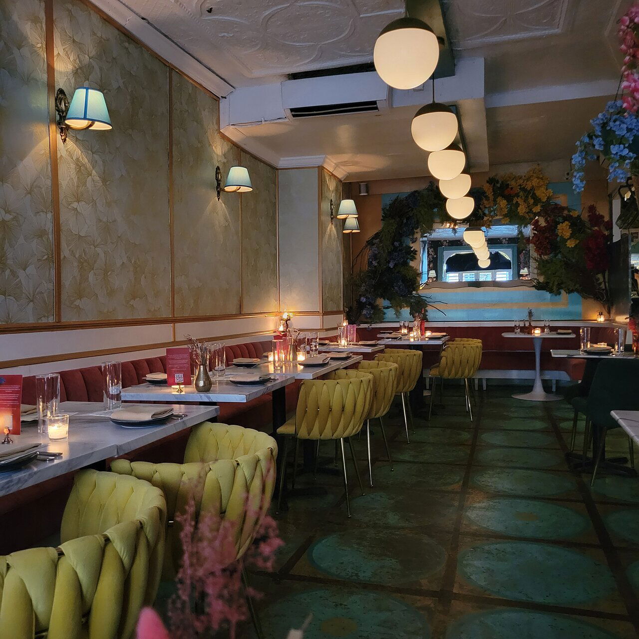 Cadence, Restaurant in New York City