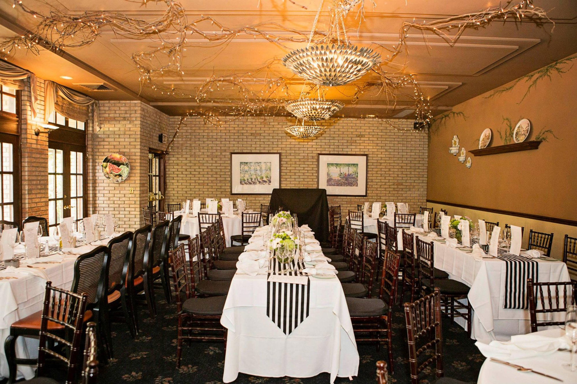 Cafe Cortina, Restaurant in Farmington Hills