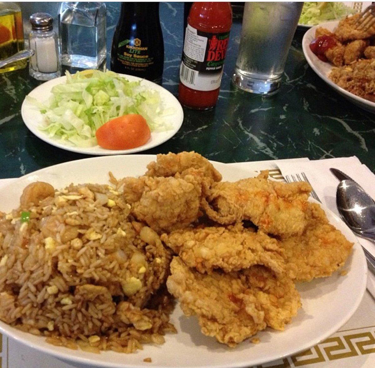 La Nueva Victoria restaurant in New York City, United States