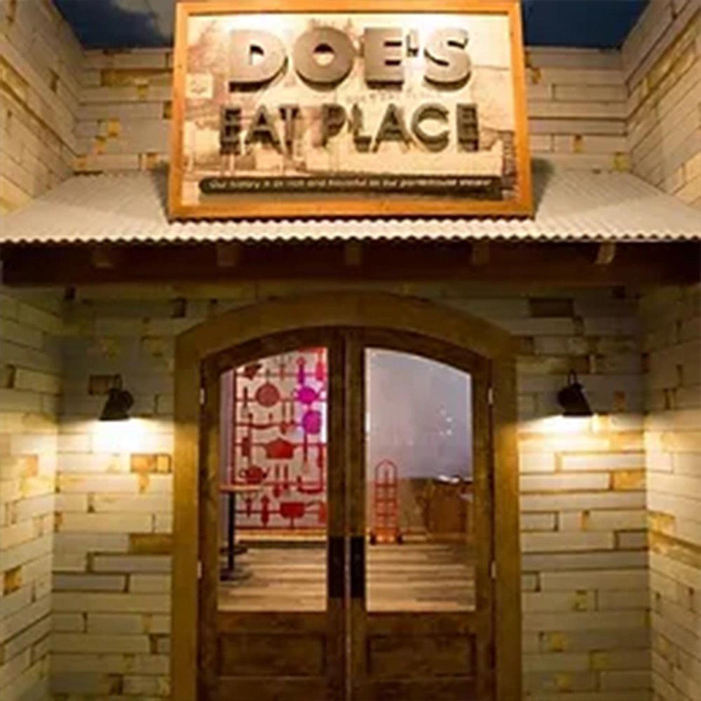 Doe's Eat Place restaurant in Biloxi, United States