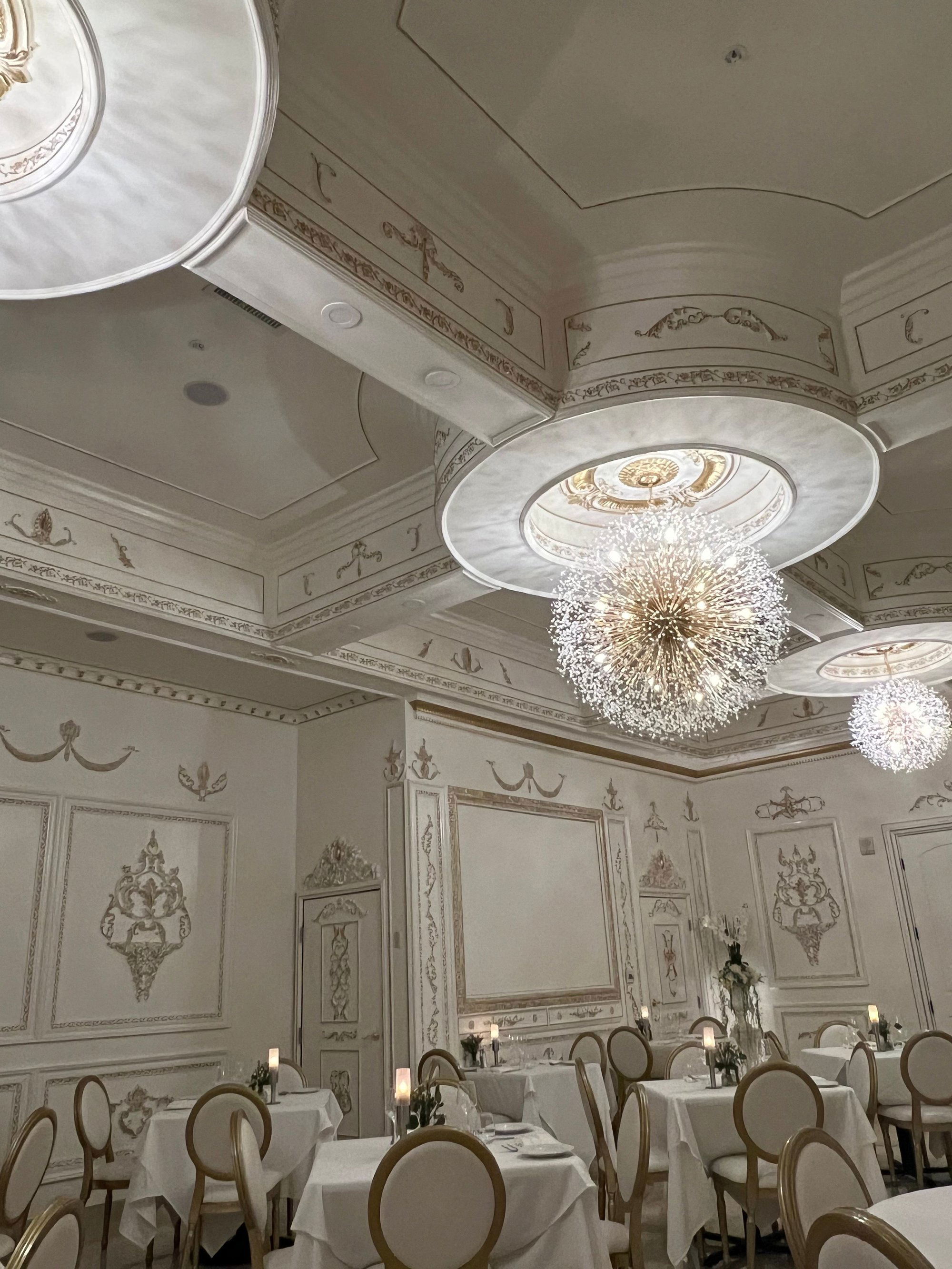 The Alexander, Restaurant in Anaheim