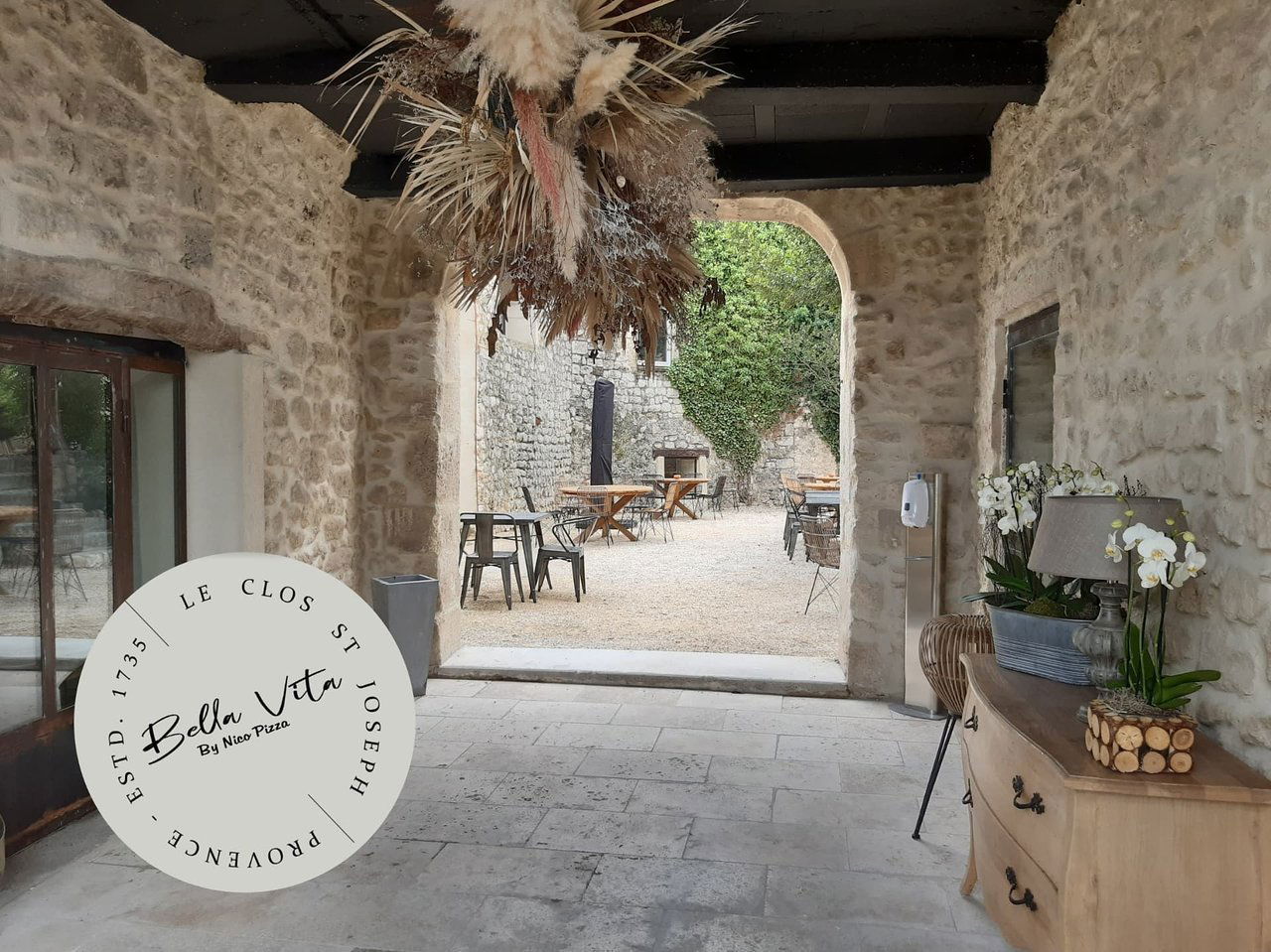 Le Clos, Restaurant in La Garde Adhemar