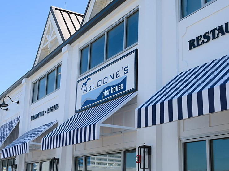 McLoone's Pier House, Long Branch, United States
