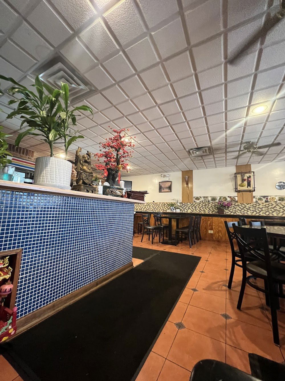 Cafe Hoang | Vietnamese & Thai, Restaurant in Chicago