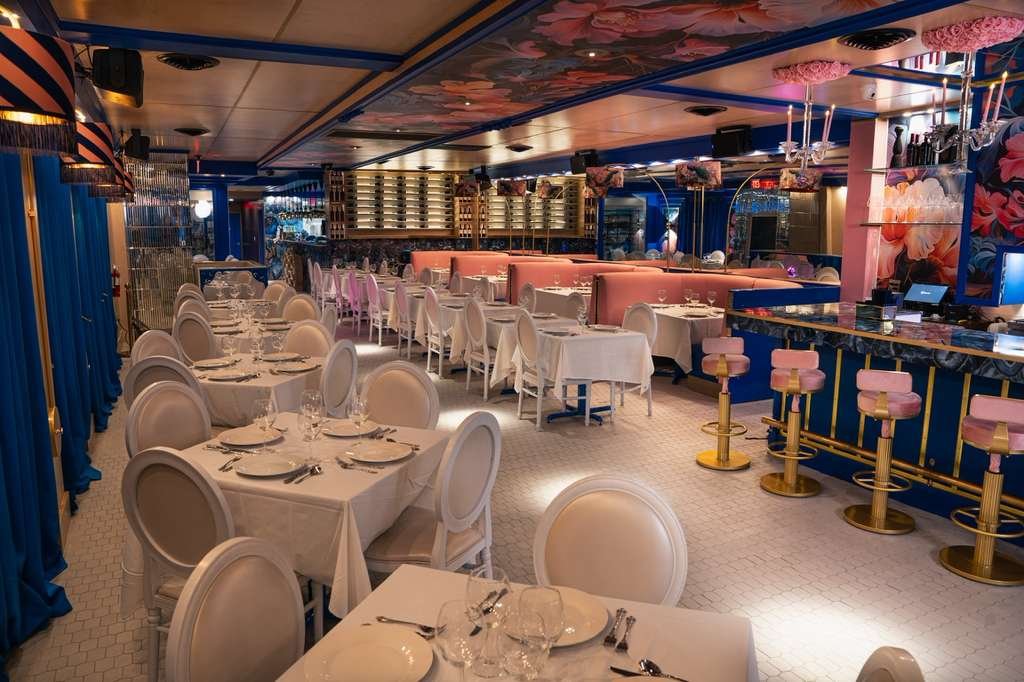 Blu Steakhouse, Hollywood, United States