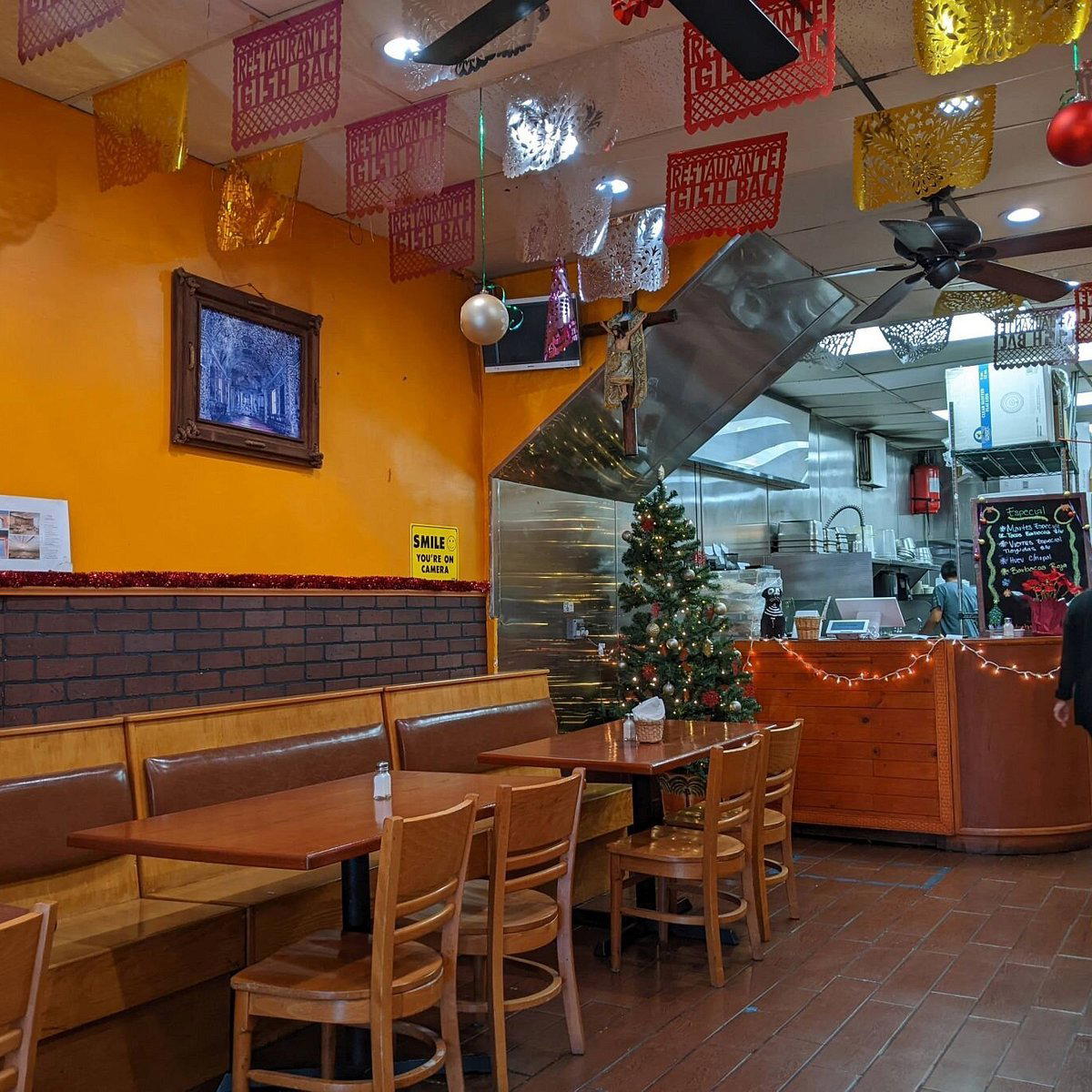 Gish Bac restaurant in Los Angeles, United States