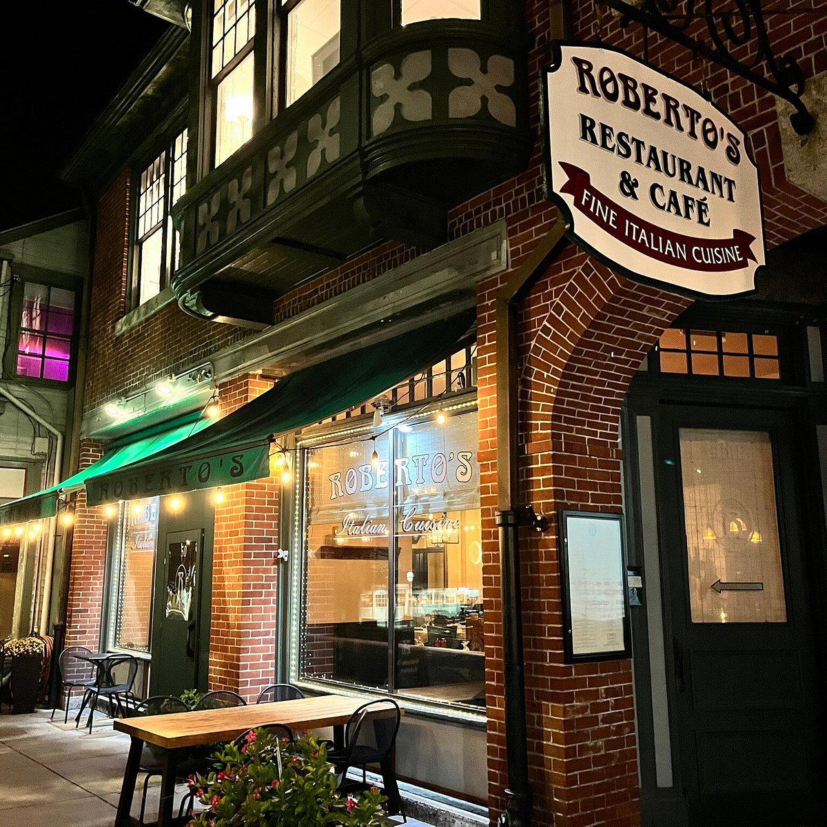 Roberto's Restaurant restaurant in Bristol, United States