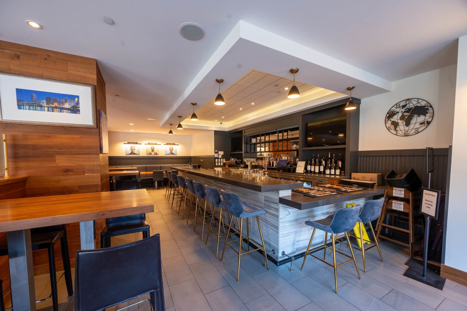 Klassics Kitchen + Cocktails restaurant in Minneapolis, United States
