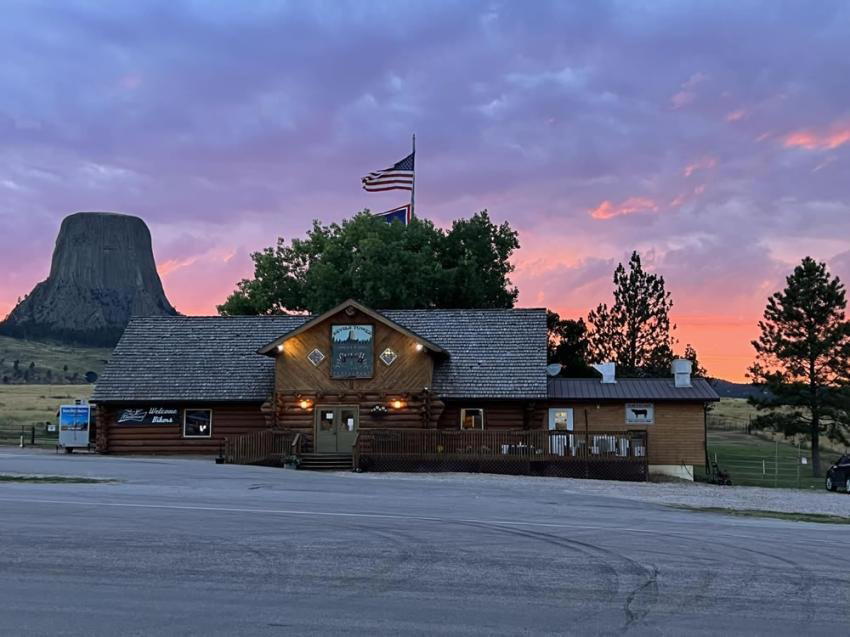 Longhorn Cafe restaurant in Devils Tower, United States