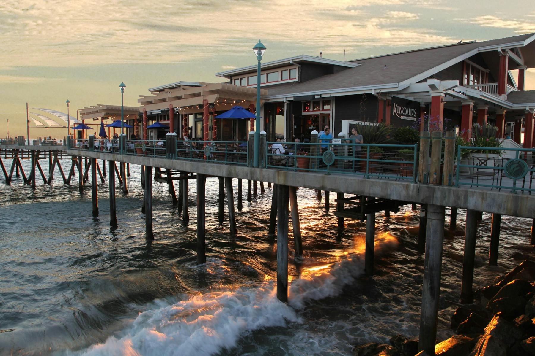 Kincaid's restaurant in Redondo Beach, United States