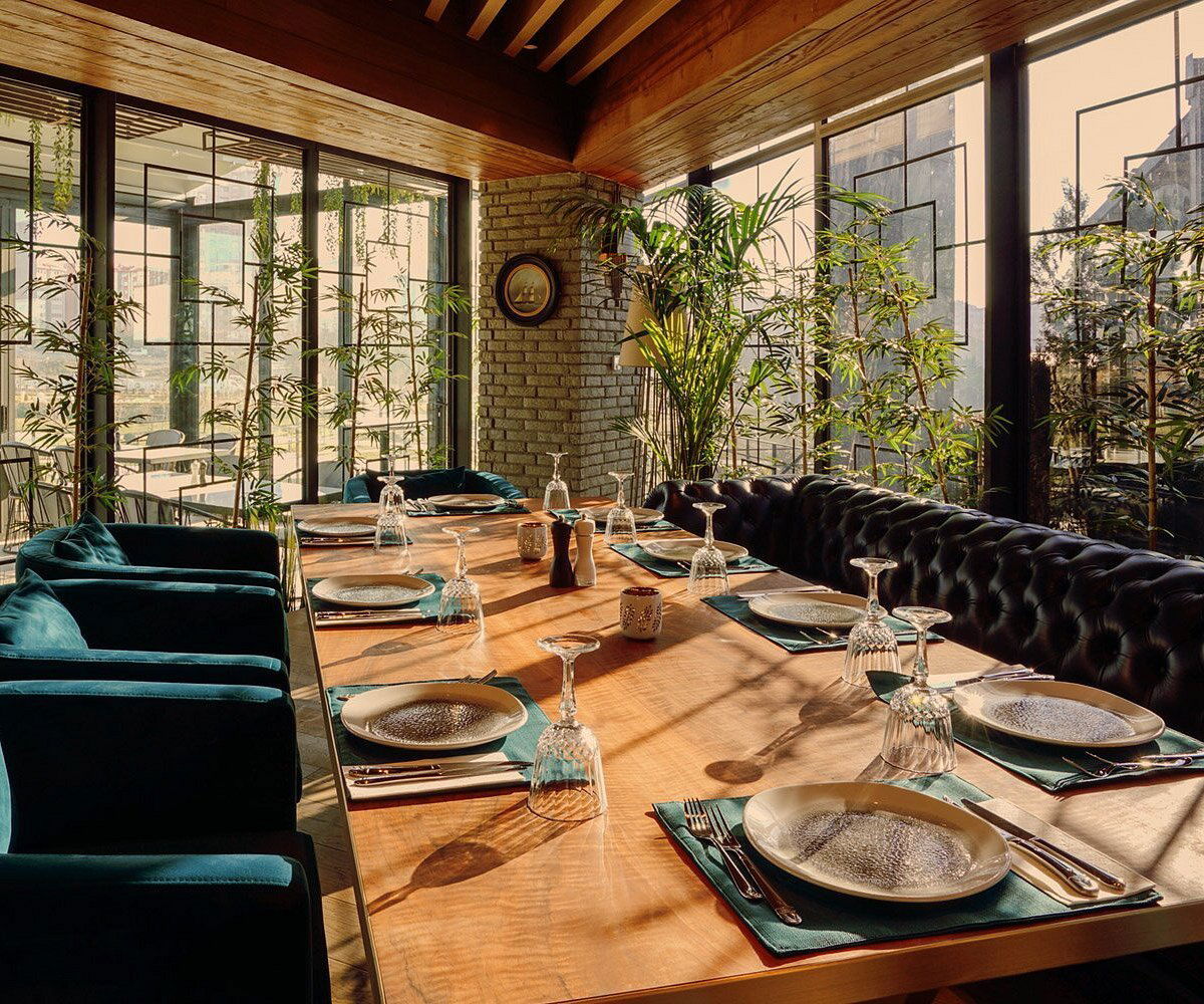 Defne, Restaurant in Istanbul