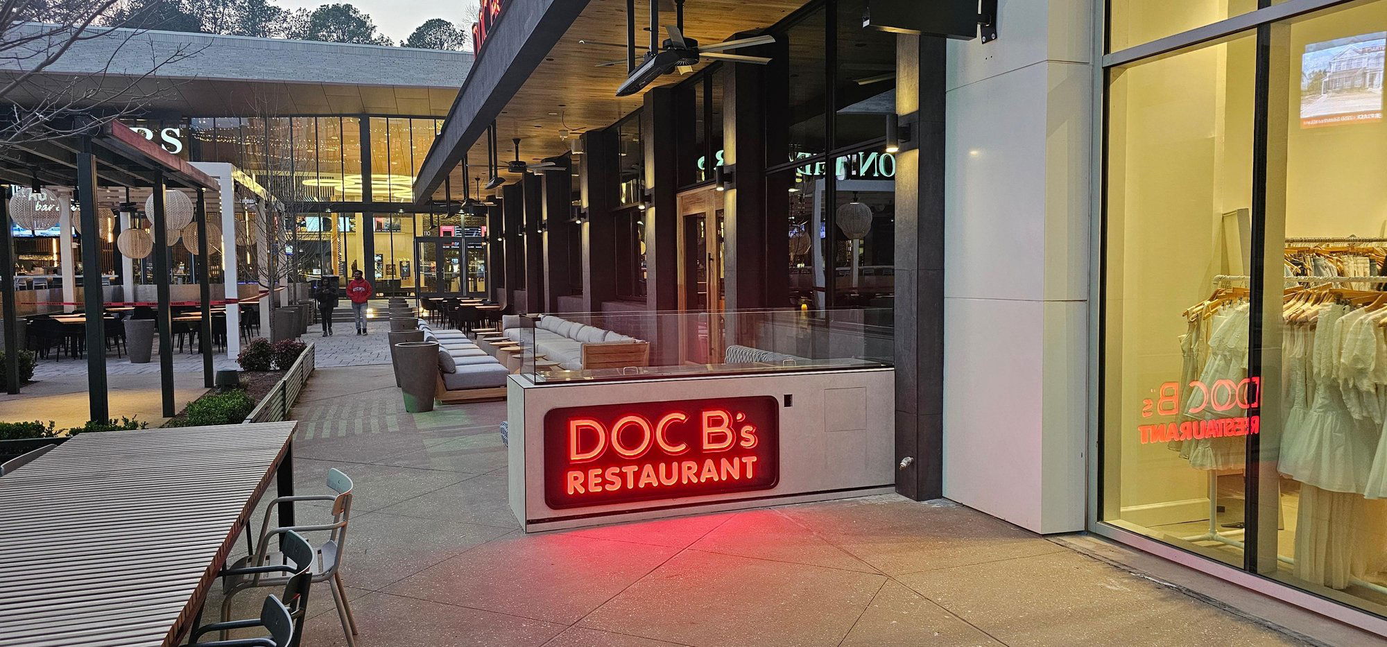Doc B’s Restaurant + Bar – Fenton, Restaurant in Cary