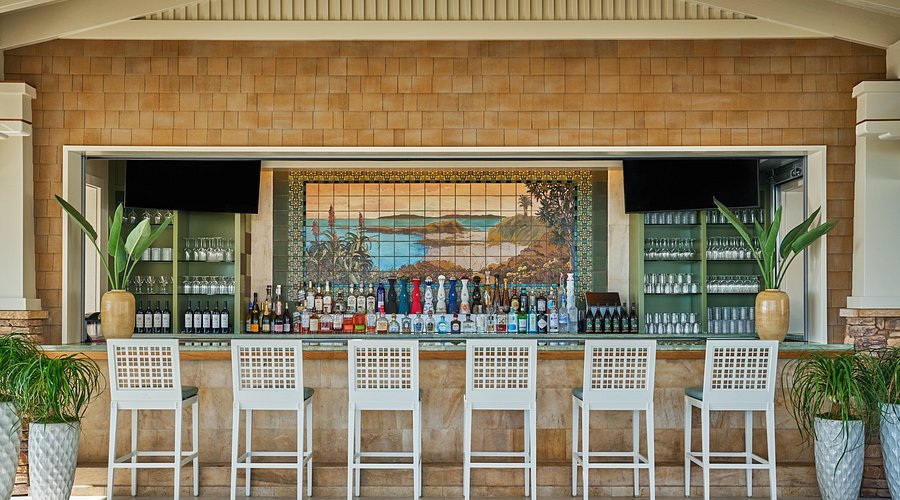 Mosaic Bar & Grille