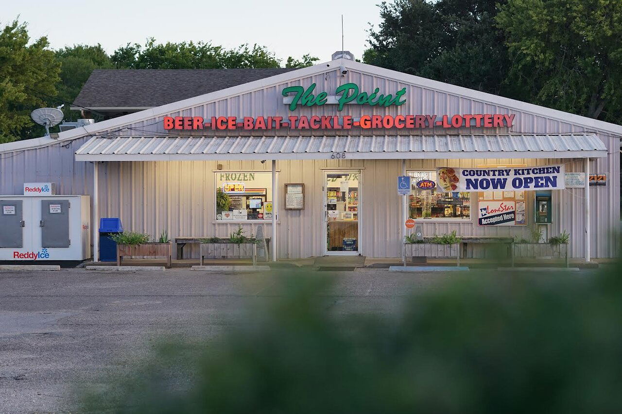 The Point, Restaurant in Palacios