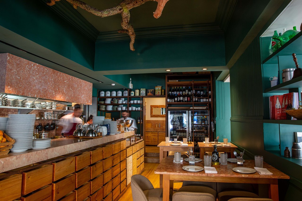Tasca da Esquina, Lisbon, Portugal