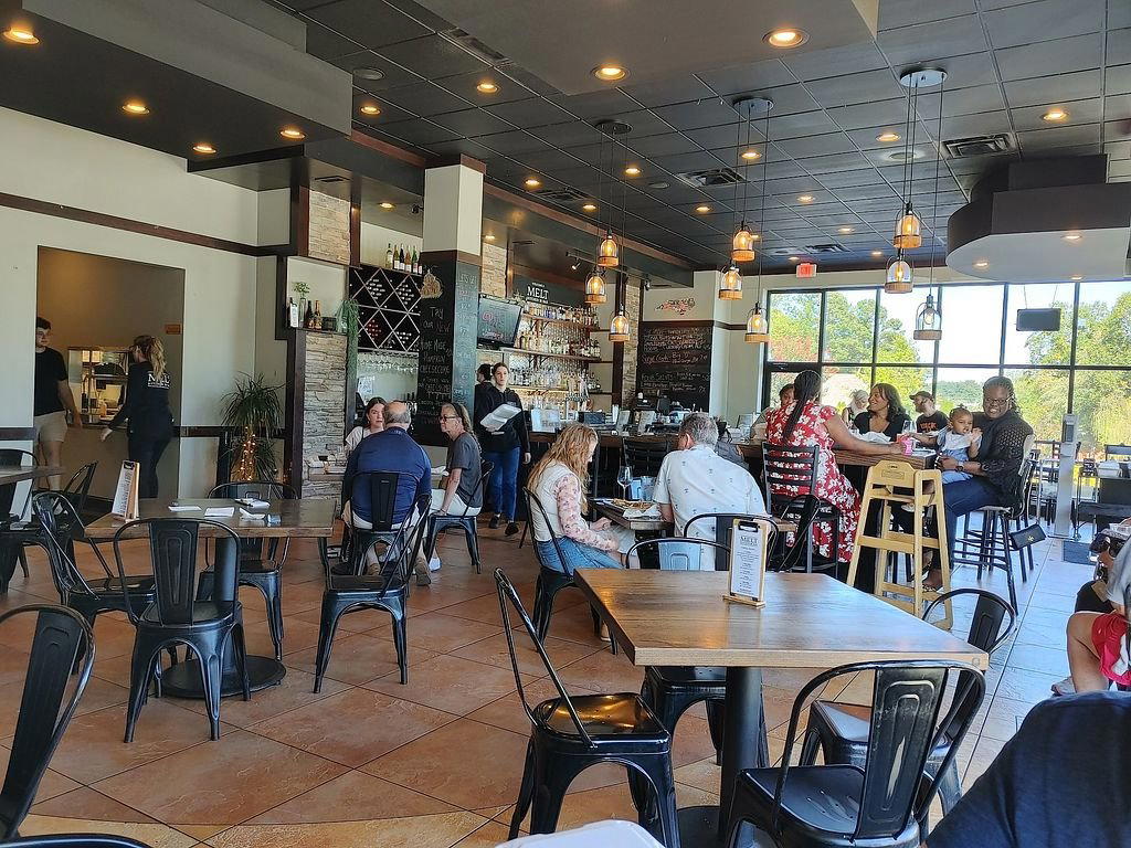 Melt Kitchen and Bar restaurant in Greensboro