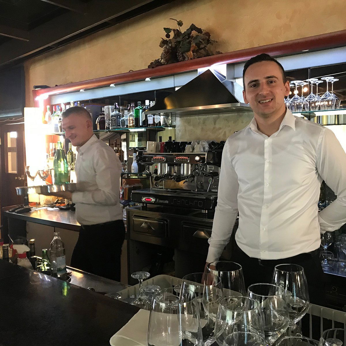 Bijelo-plavi, Restaurant in Osijek