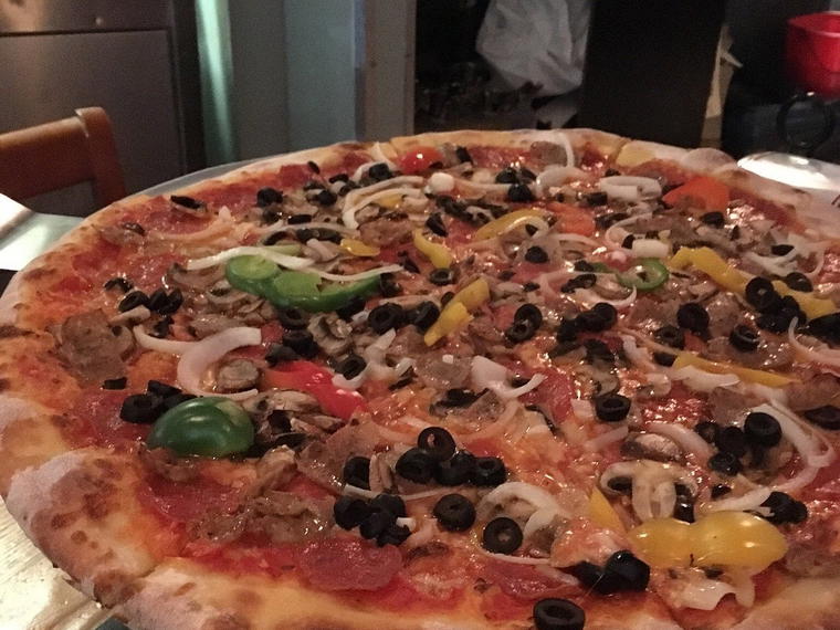 Vito's Pizza, Los Angeles, United States