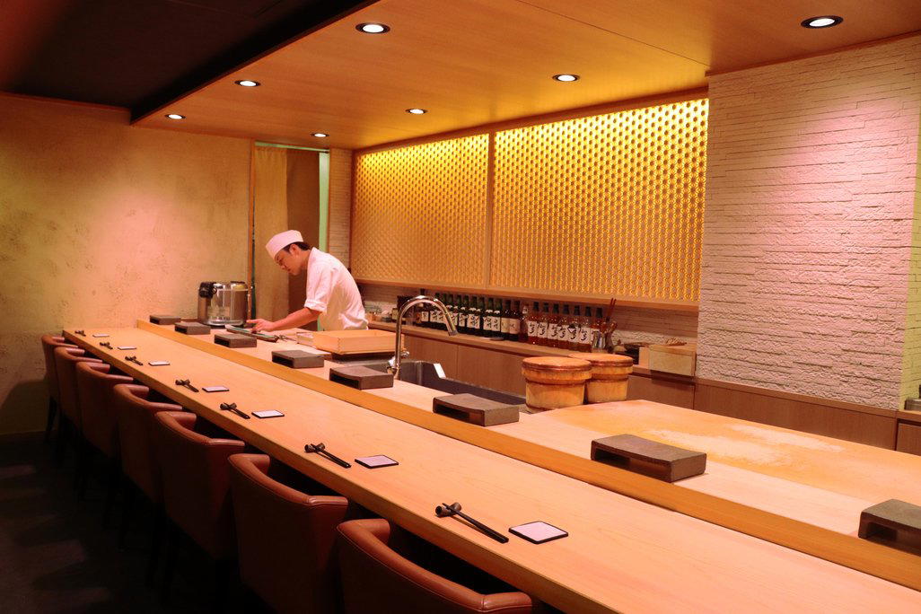 魚男 磨き restaurant in Sagamihara, Japan