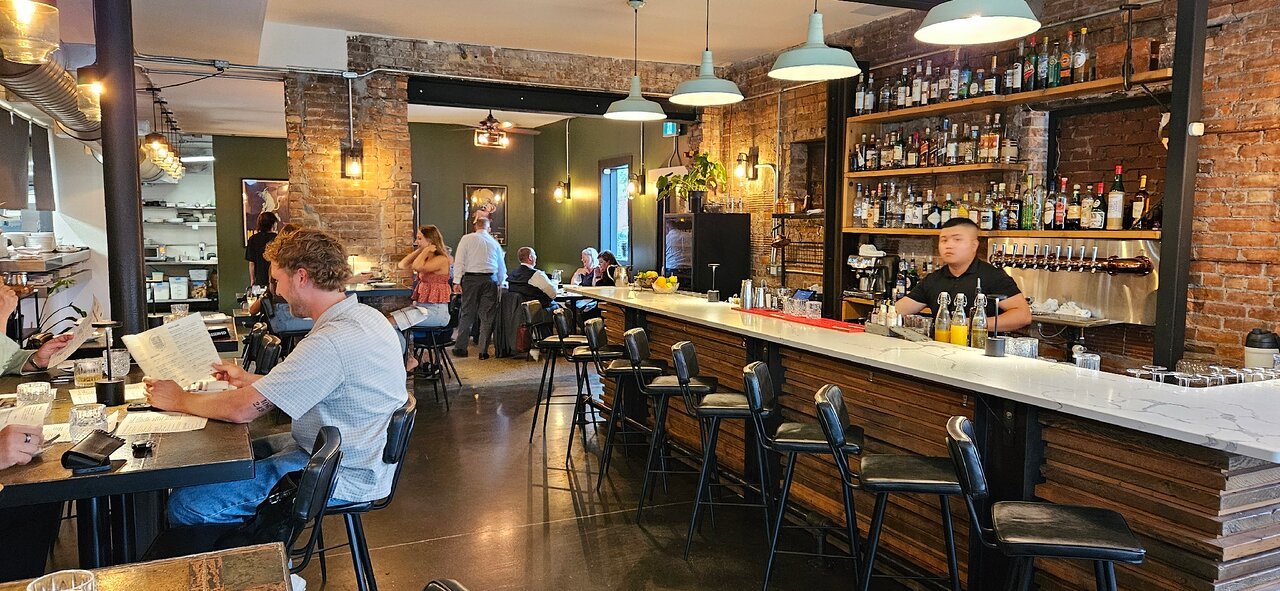 Gladstone Commons restaurant in Windsor, Canada