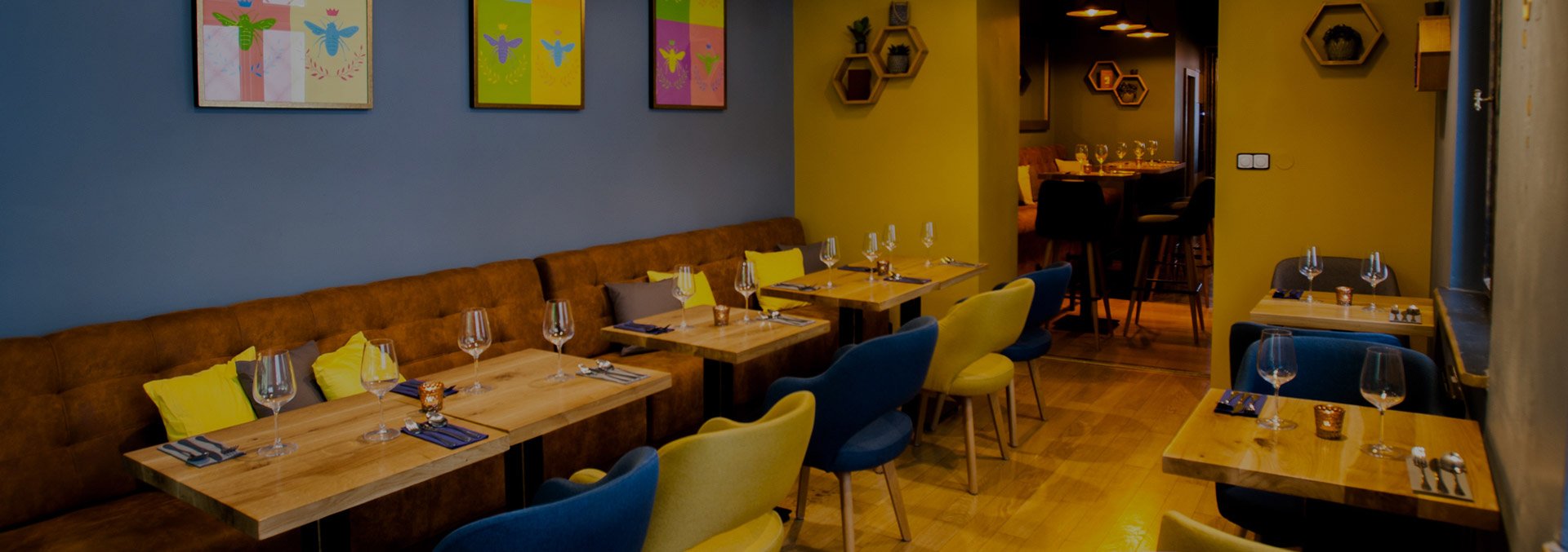 Bee's Tapas & Restaurant, Restaurant in Prague