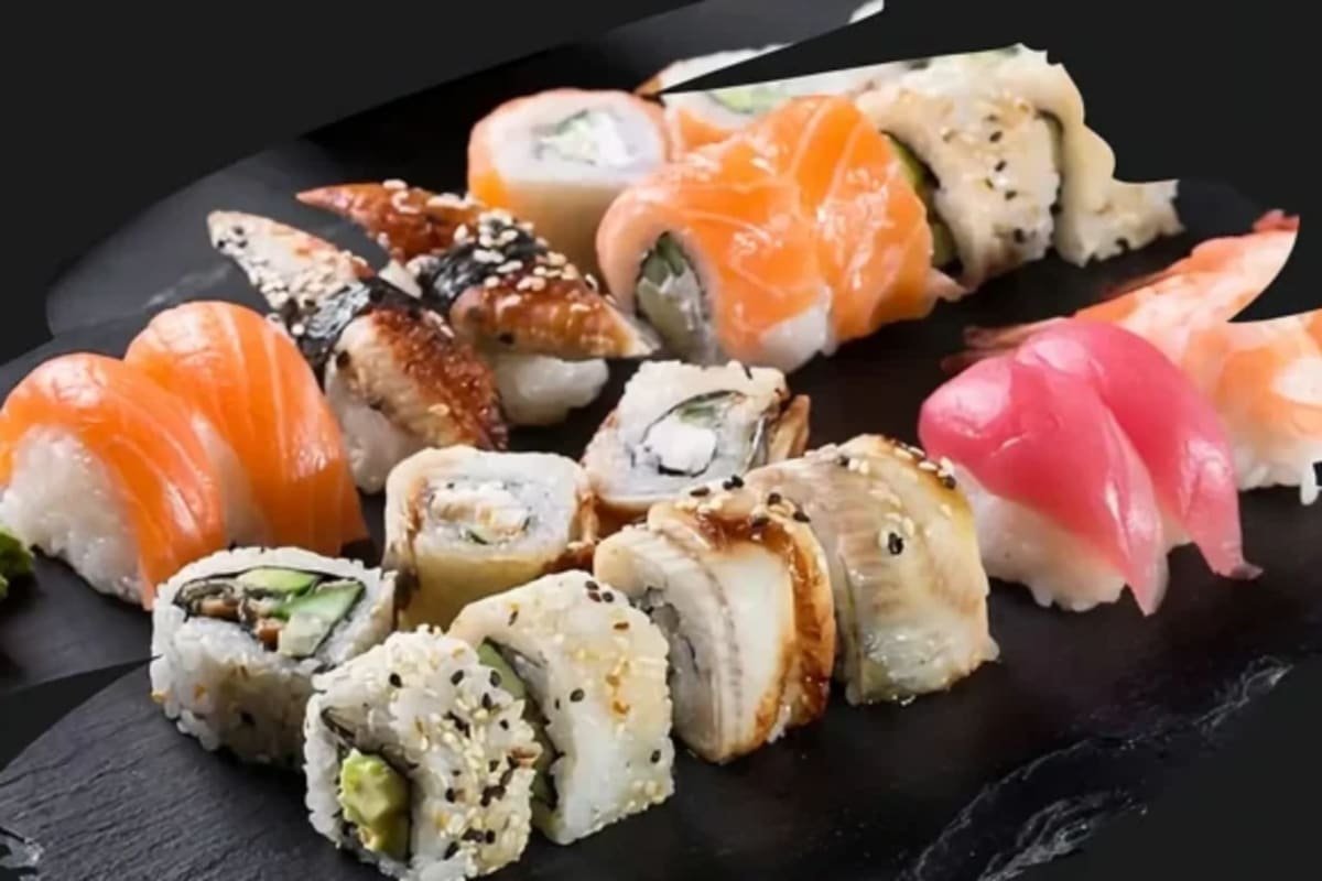 Roll House Sushi Grill Go, Restaurant in Magnolia