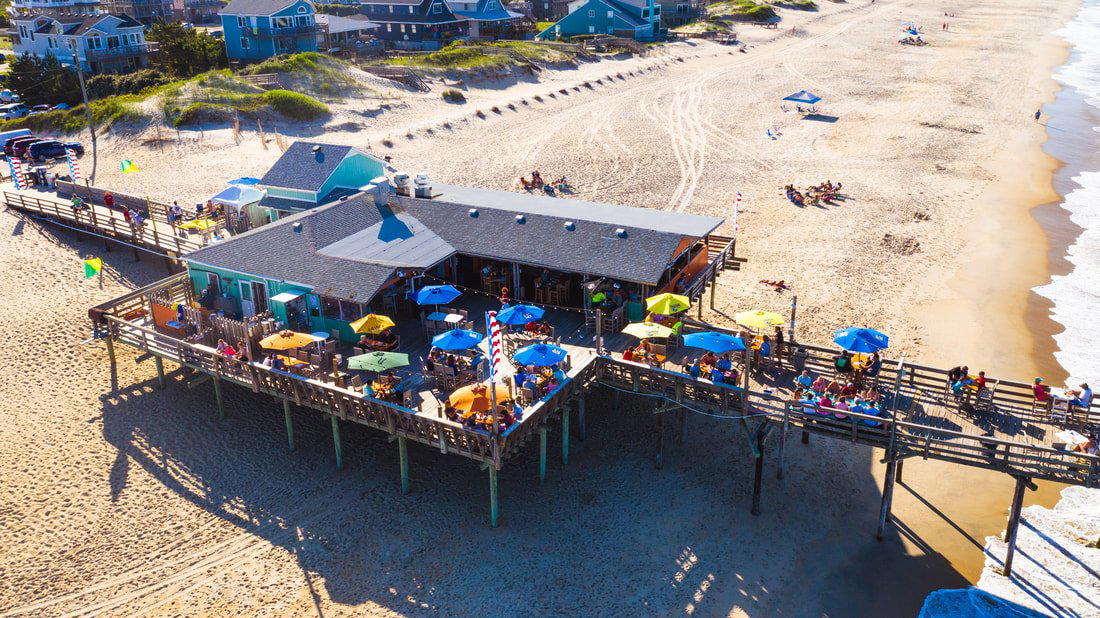 Fish Heads Bar & Grill restaurant in Nags Head