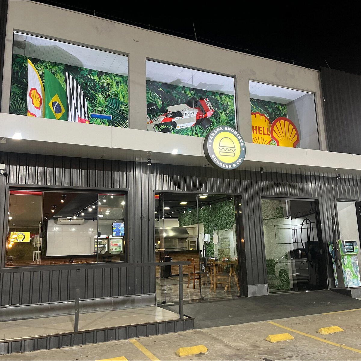 Gran Roque Hamburgueria restaurant in Franca