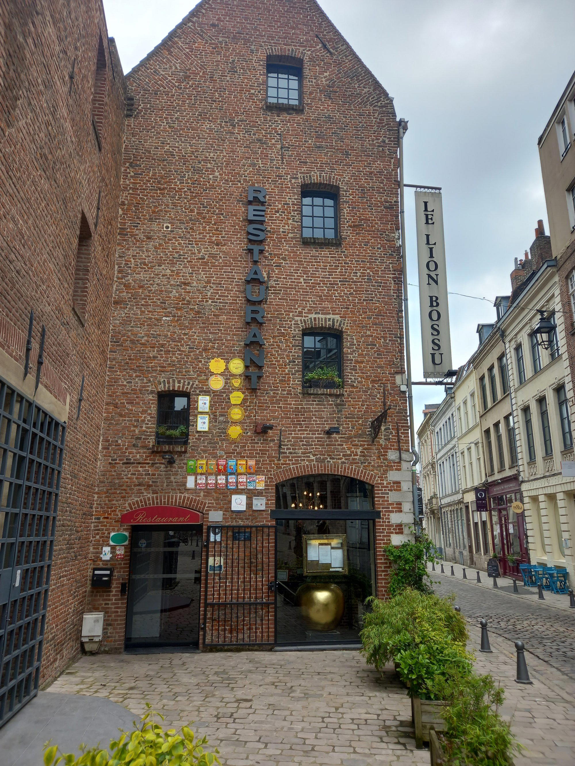 Le Lion Bossu restaurant in Lille, France