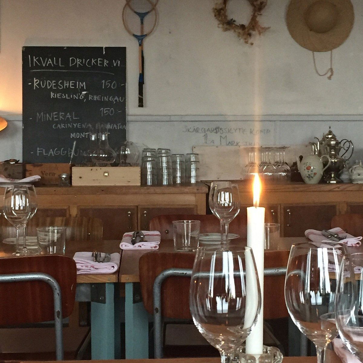 Bungenäs Kalklada & Matsal, Restaurant in Farosund