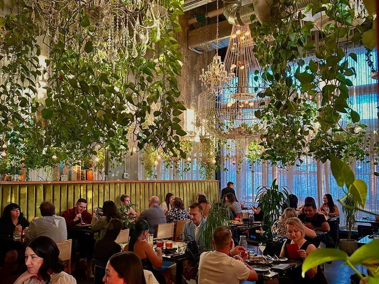 Orchard Restaurant, Calgary, Canada