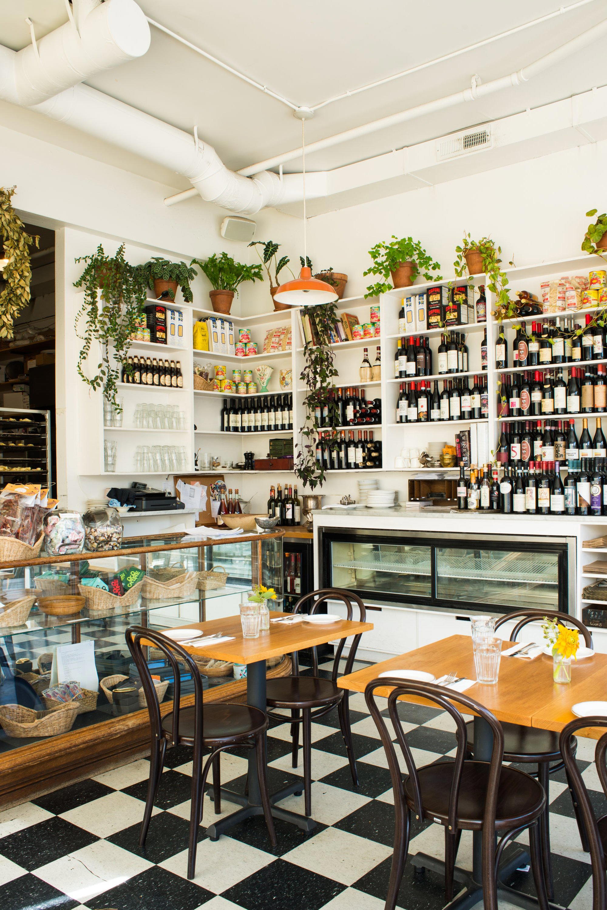 Luce restaurant in Portland, United States