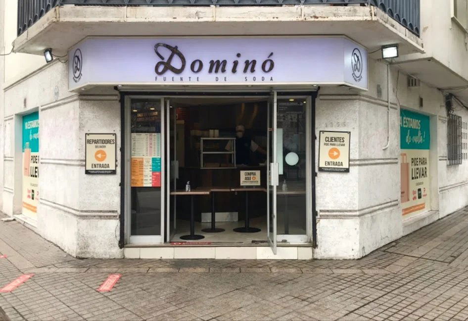 Dominó Alameda, Restaurant in Santiago