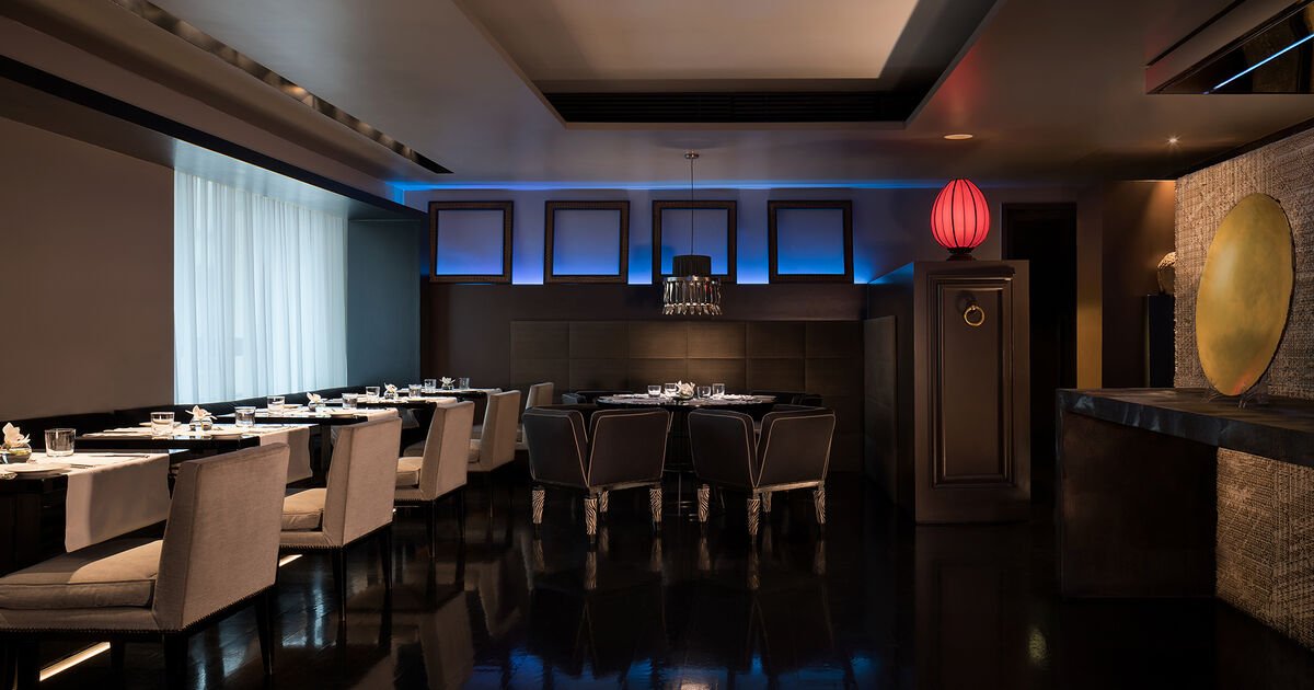 Le Noir Restaurant, Milan, Italy