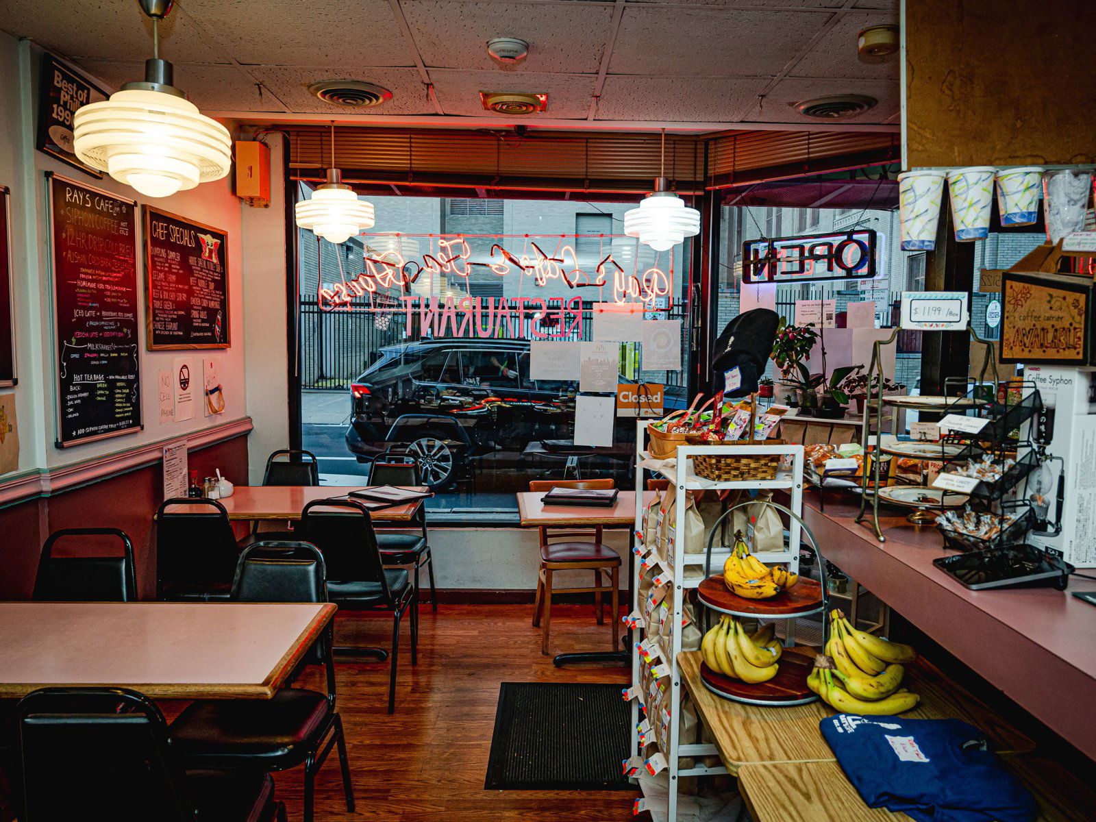 Ray's Cafe & Tea House, Restaurant in Philadelphia