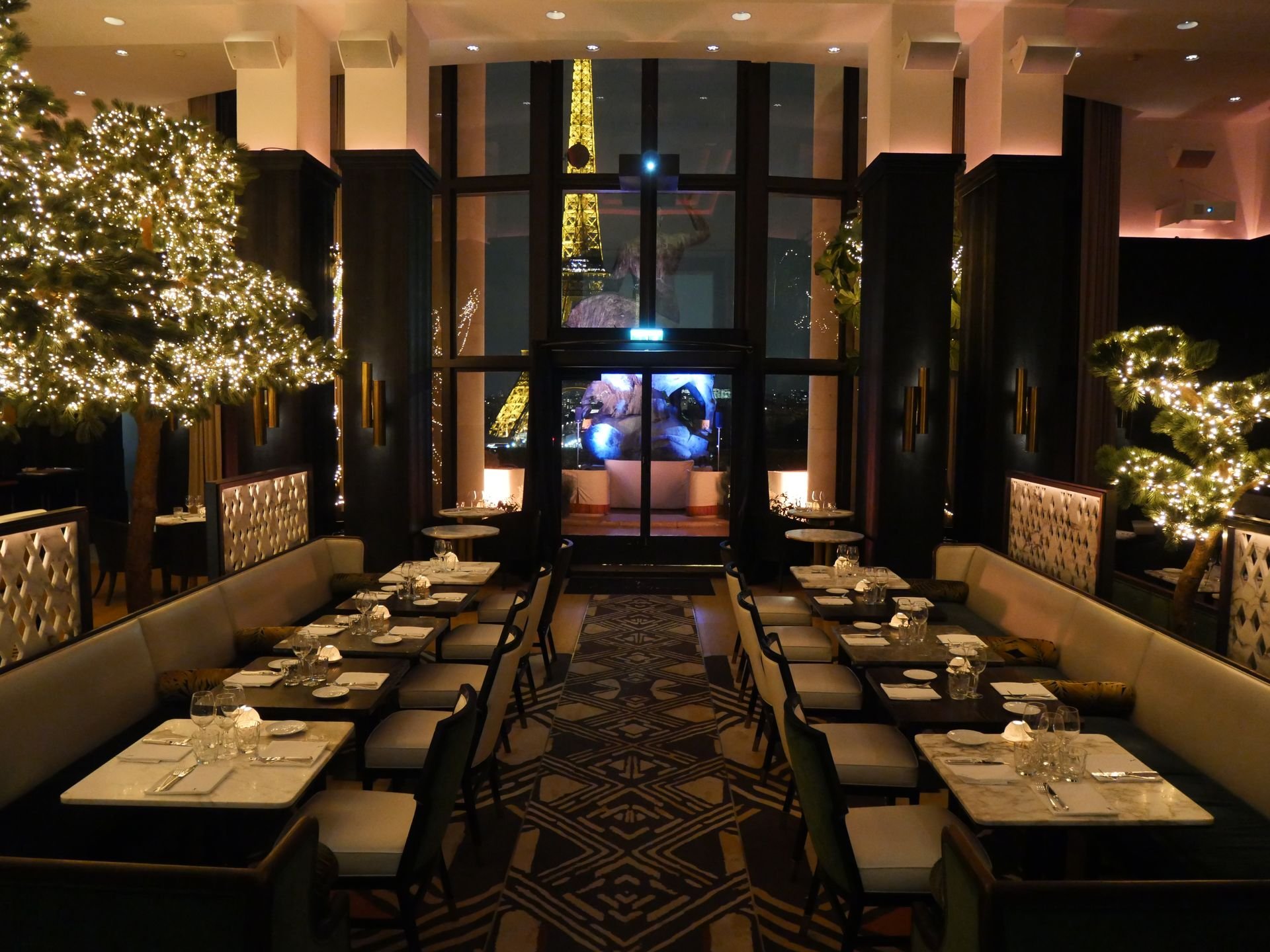 Café de l’Homme, Restaurant in Paris