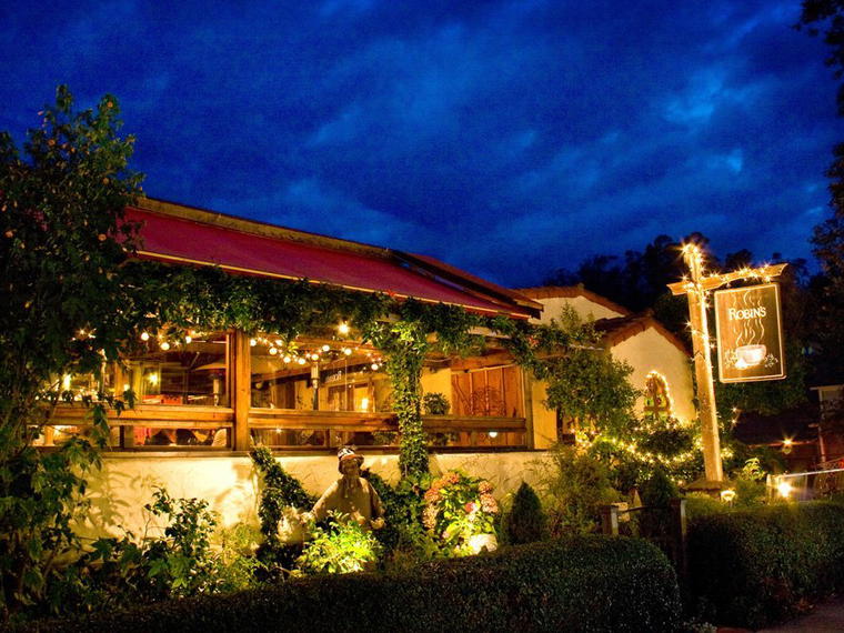 Robin's Restaurant, Cambria, United States