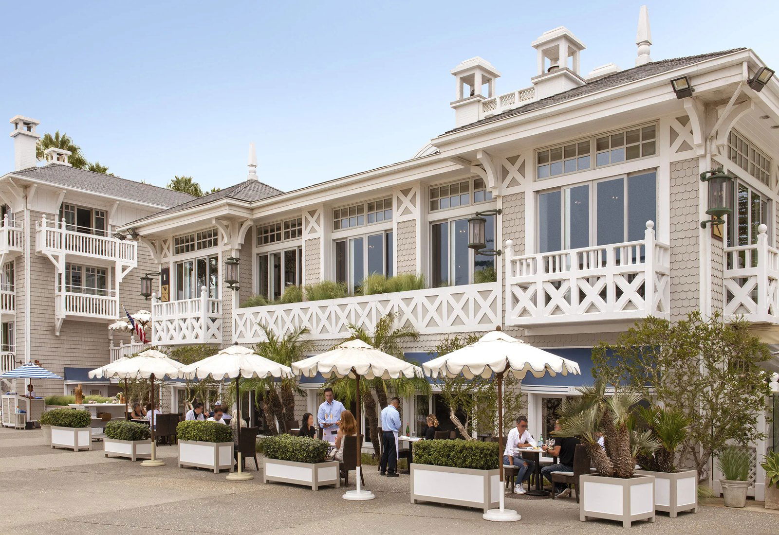 Coast Beach Café & Bar, Restaurant in Los Angeles
