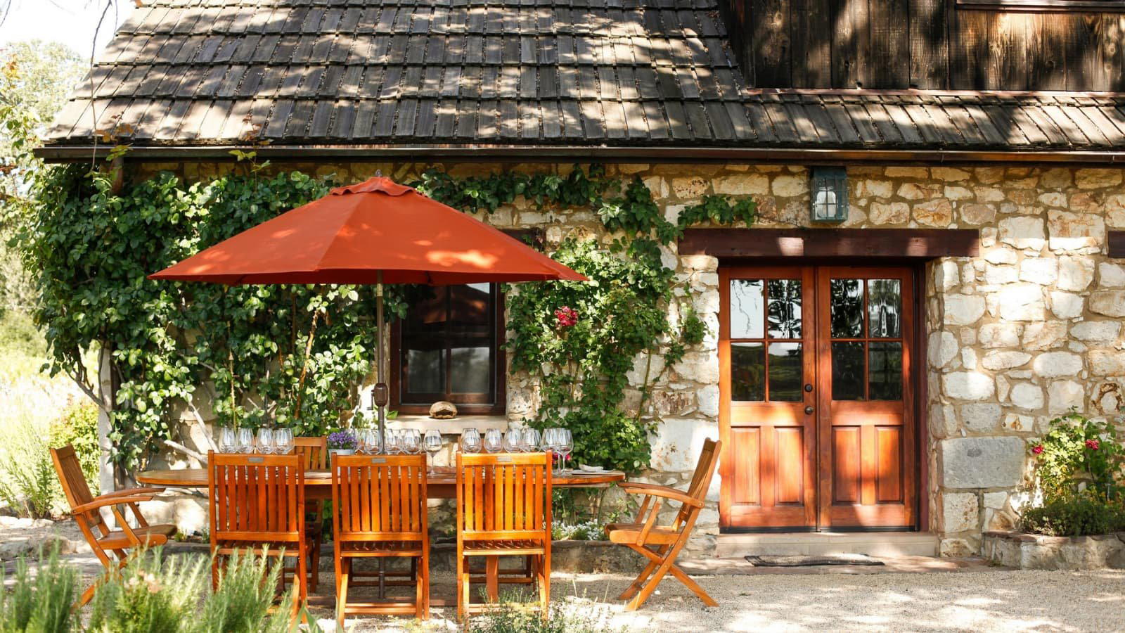 Seavey Vineyard restaurant in Napa, United States