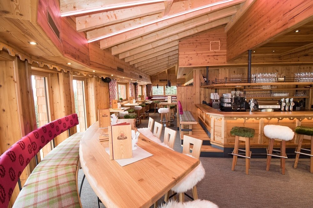 Du & I Alm restaurant in Haus