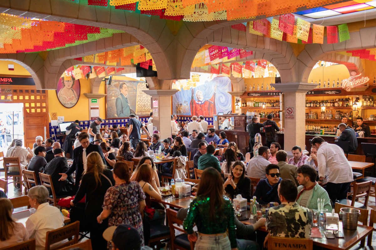 Salón Tenampa, Restaurant in Mexico City