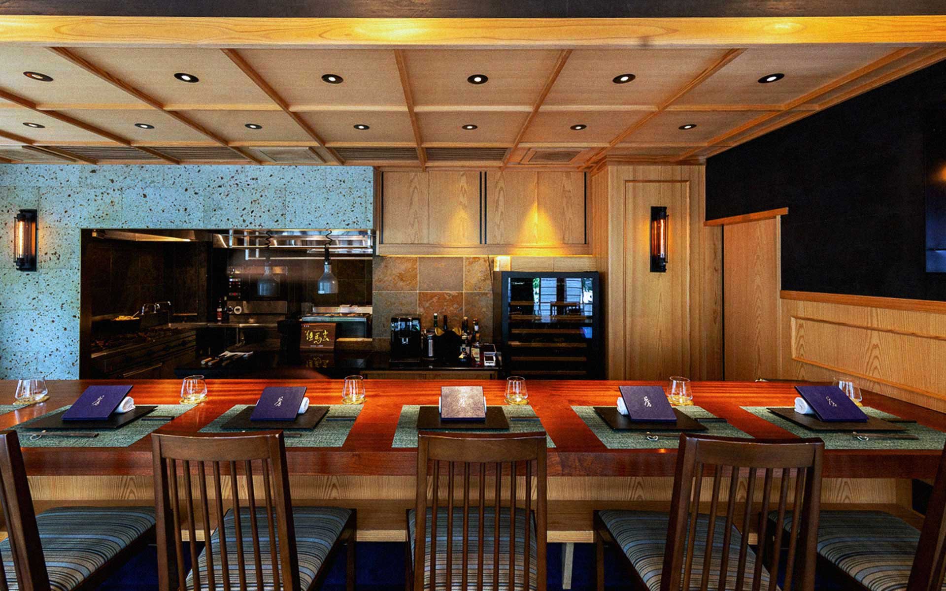幸鮨 restaurant in Nishimuro District