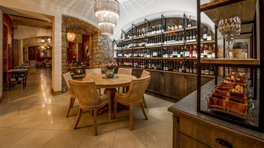 POETIKA bistro, coffee & wine