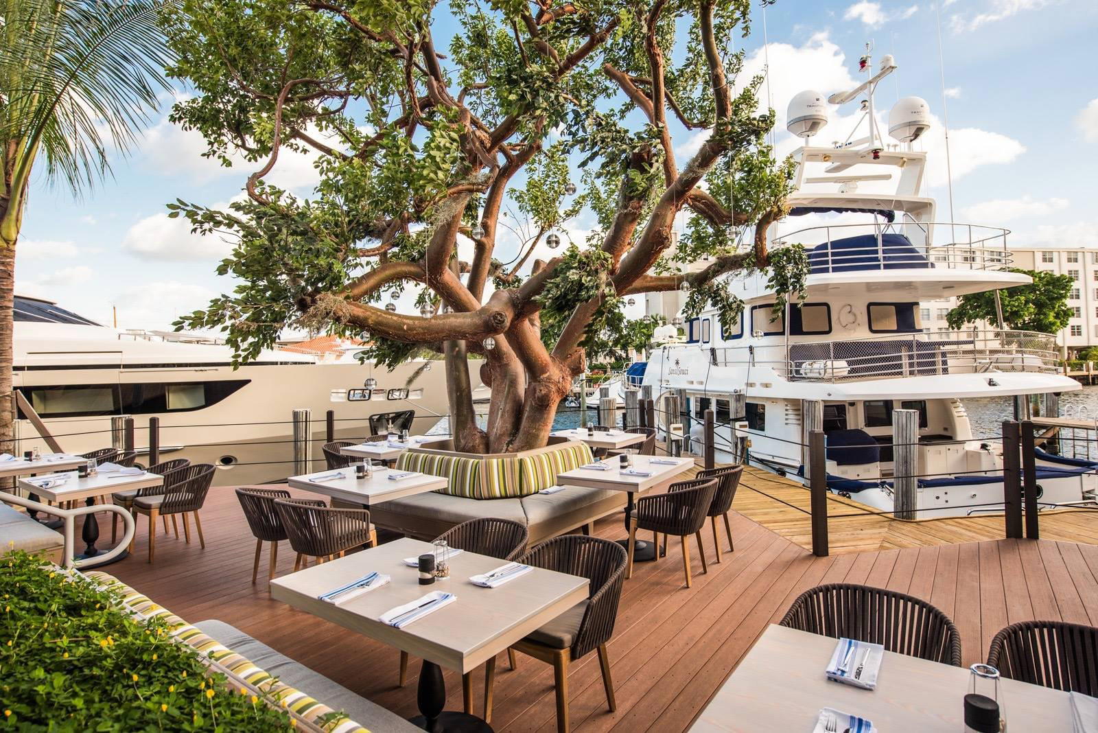 Boatyard restaurant in Fort Lauderdale, United States