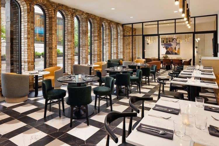 Table restaurant in Asheville, United States
