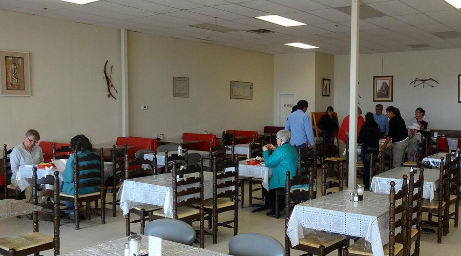 Grandma’s Restaurant, Restaurant in Ios