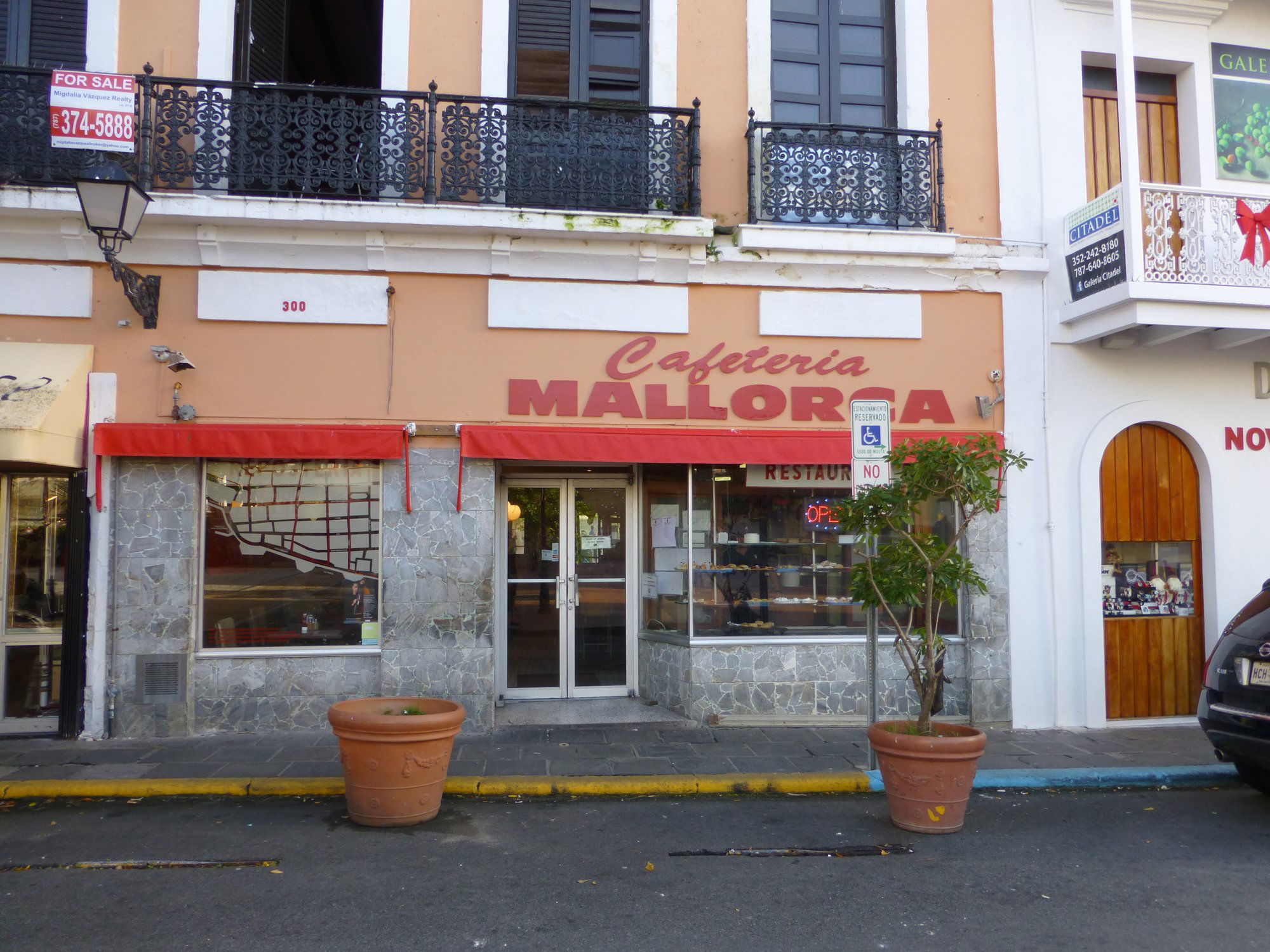 Cafetería Mallorca, Restaurant in San Juan