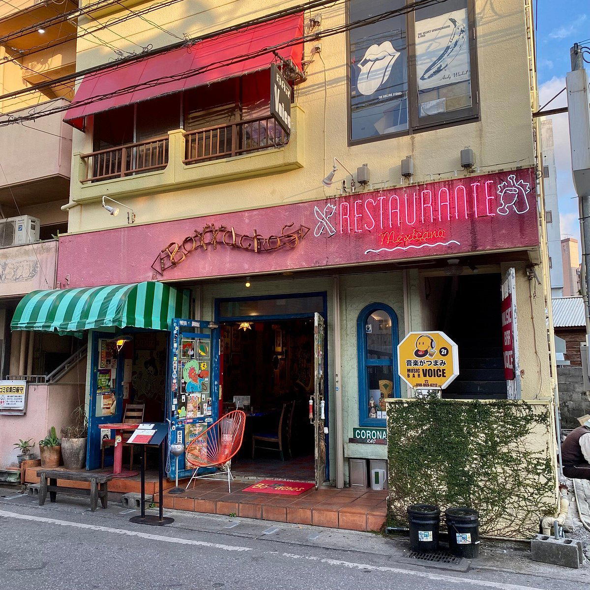 Borrachos (ボラーチョス) restaurant in Naha, Japan